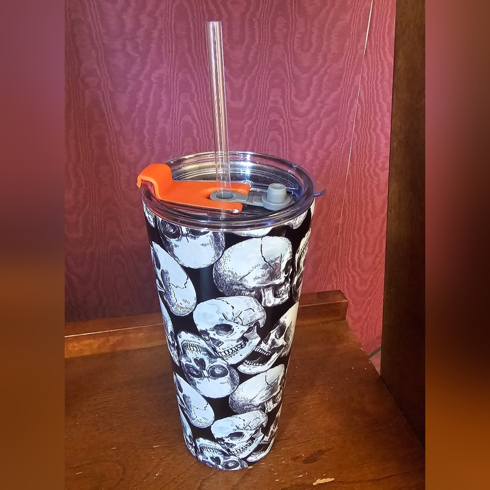 BWTC Spooky Skulls 22 oz Stainless Steel SS Tumbler Sip Straw Lid Halloween